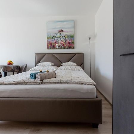Aliz Apartman Miskolc Luaran gambar