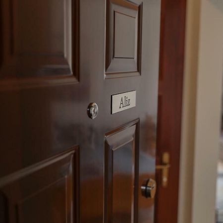 Aliz Apartman Miskolc Luaran gambar