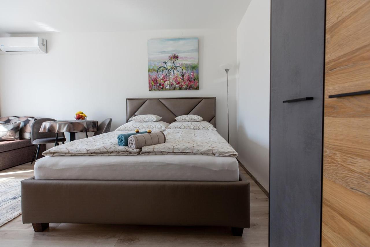 Aliz Apartman Miskolc Luaran gambar