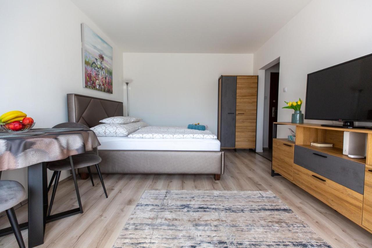 Aliz Apartman Miskolc Luaran gambar